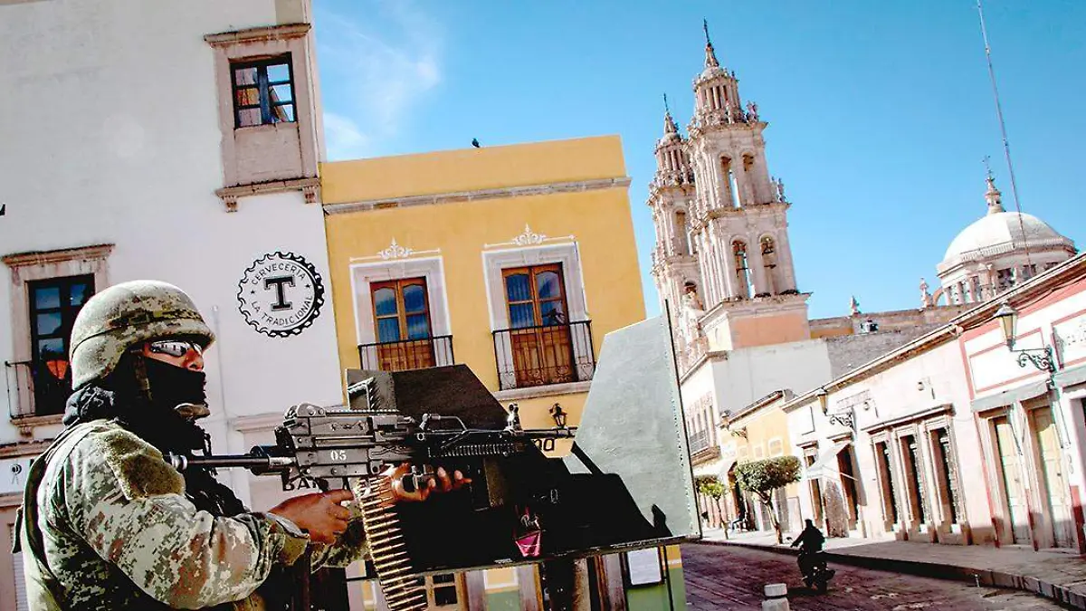 Militar en el centro de Jerez, Zacatecas